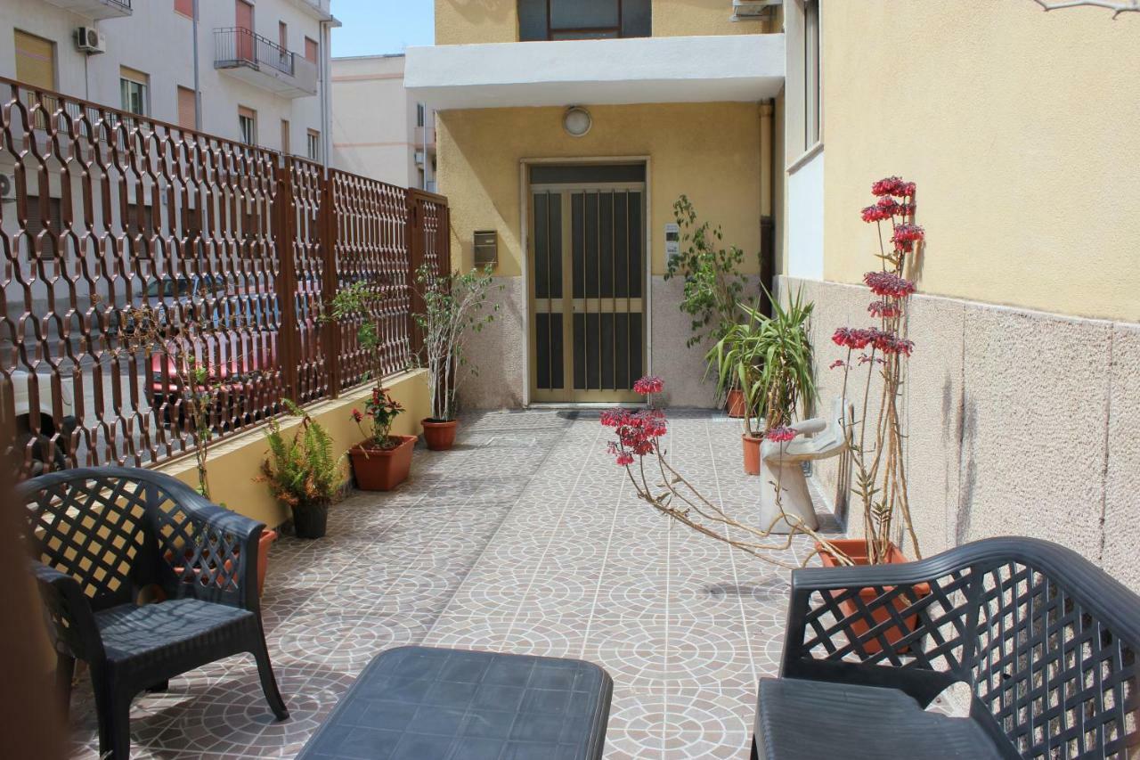 A Casa Di Marcy Bed & Breakfast Reggio Calabria Exterior photo