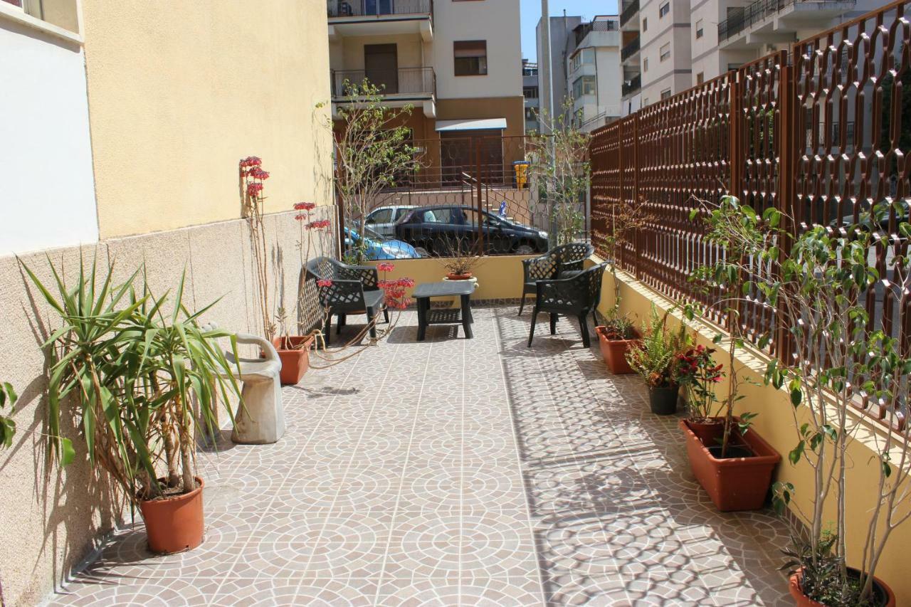 A Casa Di Marcy Bed & Breakfast Reggio Calabria Exterior photo